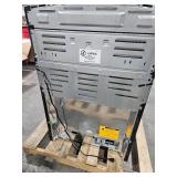 GE 30' Gas Range, Black on Stainless GE 30' Gas Range, Black on Stainless