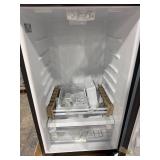 GE 17.5 Cu Ft Top-Freezer Refrigerator GE 17.5 Cu Ft Top-Freezer Refrigerator