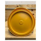 Encore Plastics Easy-Off Lid for 5-Gallon Pail, 12.12' MSRP $9.95 Each ( lot of 22 lids)