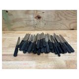 Assorted Restaurant Knives (lot of 30)