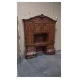 Michael Amini signature piece Michael Amini signature piece