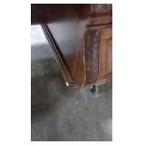 Michael Amini signature piece Michael Amini signature piece