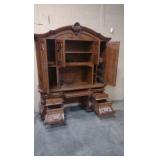 Michael Amini signature piece Michael Amini signature piece