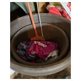 G - Roundup Lawn Weed Killer & Ortho Home Defense Insect Killer with Miracle-Gro Plant Foods