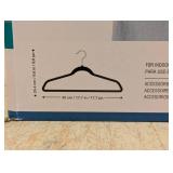 NEW BOX OF NONSLIP HANGERS 50PK