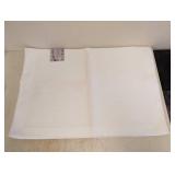 NEW WOMEN OWNED PURELY INDULGENT BATH MAT WHITE