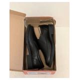 NEW CAT & JACK KIDS LANDYN FLATS SIZE 4 BLACK