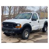 2001 FORD F-350 SUPER DUTY XL *98k Miles | 7.3L Motor | No Accident Reported | 2 Owner | 4x4* (NO RESERVE)
