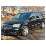 2016 CHRYSLER TOWN AND COUNTRY TOURING (NO RESERVE)