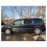 2016 CHRYSLER TOWN AND COUNTRY TOURING (NO RESERVE)