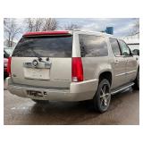 2008 CADILLAC ESCALADE ESV *All Wheel Drive* (NO RESERVE)