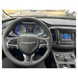 2015 CHRYSLER 200 LIMITED *2 Owner | No Accidents Reported* (NO RESERVE)