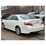 2008 TOYOTA CAMRY SE *No Accidents Reported* (NO RESERVE)