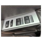 2007 MERCURY MOUNTAINEER PREMIER *All Wheel Drive | No Accidents Reported* (NO RESERVE)