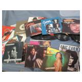 Lot of 45 records, many popular art... Lot of 45 records, many popular art...