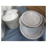 Style house china set... Style house china set...