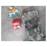 Medicine ball, massaging insoles an... Medicine ball, massaging insoles an...