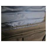 Targus laptop bag and luggage... Targus laptop bag and luggage...