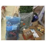 Lot of purses, decor, drink concent... Lot of purses, decor, drink concent...