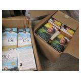 Lot of purses, decor, drink concent... Lot of purses, decor, drink concent...