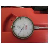 Dial indicator and magnetic base wi... Dial indicator and magnetic base wi...