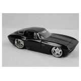 Jada Toys 1963 Chevrolet Corvette Sting Ray Coupe Die-Cast 1:24 No. 90345 - Black