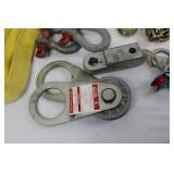 WARN Winch Accessory Kit - 16,000 LBS Max Load, Snatch Block, Strap, Chain, Gloves