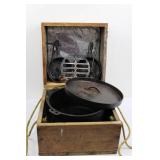 BB Vintage Cast Iron Cookware Set in Wooden Box