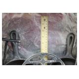 BB Vintage Cast Iron Cookware Set in Wooden Box