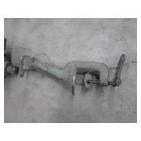 Pexto Pipe Crimpers w/Table Clamp Base