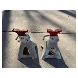 NAPA 16' 4-Gauge Booster Cables - Includes 2 Jack Stands