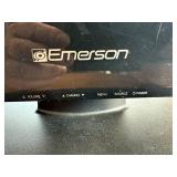 Emerson LC320EM2 32' LCD TV - HDMI, VGA, USB, Remote & Manual