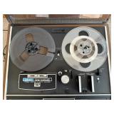 Akai GX-1820D Reel-To-Reel Tape Recorder - 4-Track Stereo Auto-Reverse Wood Cabinet