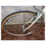 Windsor Women's Road Bike - Steel Frame, Front Basket, Rear Rack, 21-Speed