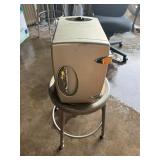 Hot and cold snack box untested never used