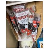 Hunter sockets , glue gun, knee pads and more. Garage lot