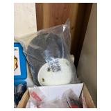 Hunter sockets , glue gun, knee pads and more. Garage lot