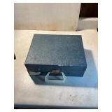 Vintage Emerson Portable Record Player – Suitcase Style Turntable