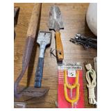 Screw flex kit brand new , forged steel blade and various bucket of tools