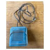 vintage Schauer B3612 battery charger, powers up