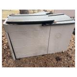 Rubbermaid outdoor storage unit