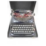 Vintage Remington Manual Typewriter