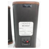Vintage Advent bookshelf speakers. (2ct) Mini Advent