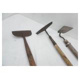(3ct) Garden Hoes