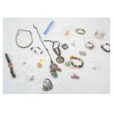 Jewelry Lot: Assorted Costume Jewelry.