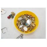 Jewelry Lot: Assorted Costume Jewelry.