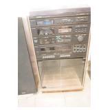 Sylvania Hi FI Stereo System. Record Player, CD , Tape, AM/FM