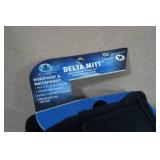 Clam Ice Armor Delta Mitts - Medium