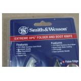 Smith & Wesson Extreme Ops Folder and Boot Knife