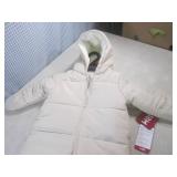 (RCK) Carter's Baby Snowsuit Size 1...